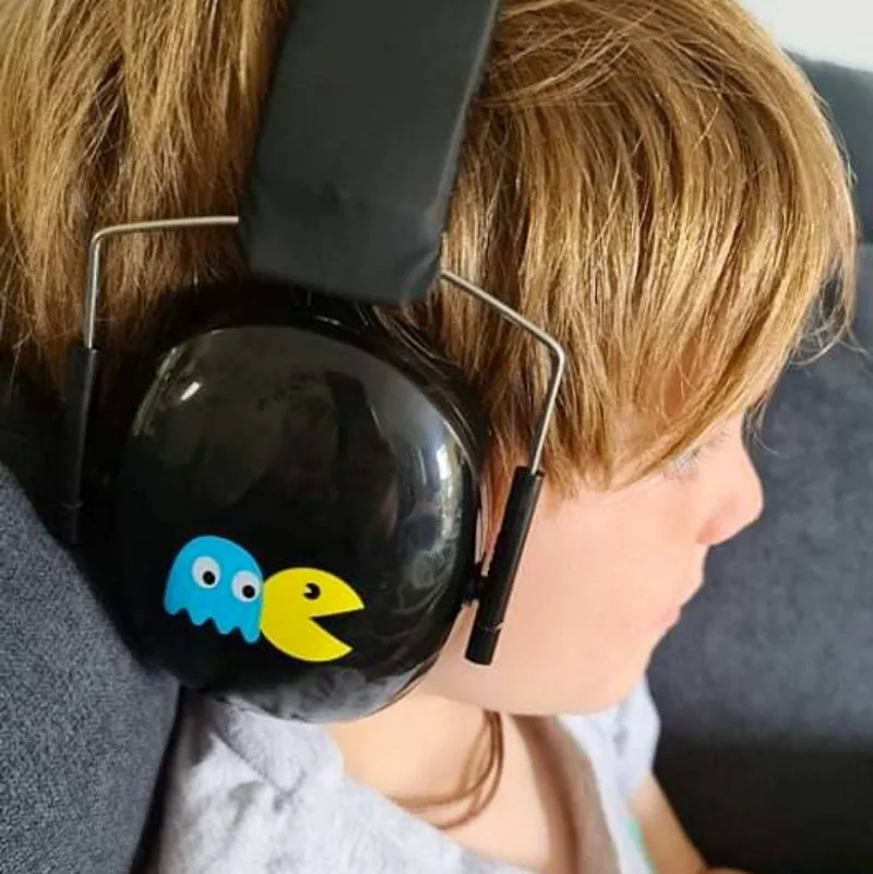 Arcade muffs