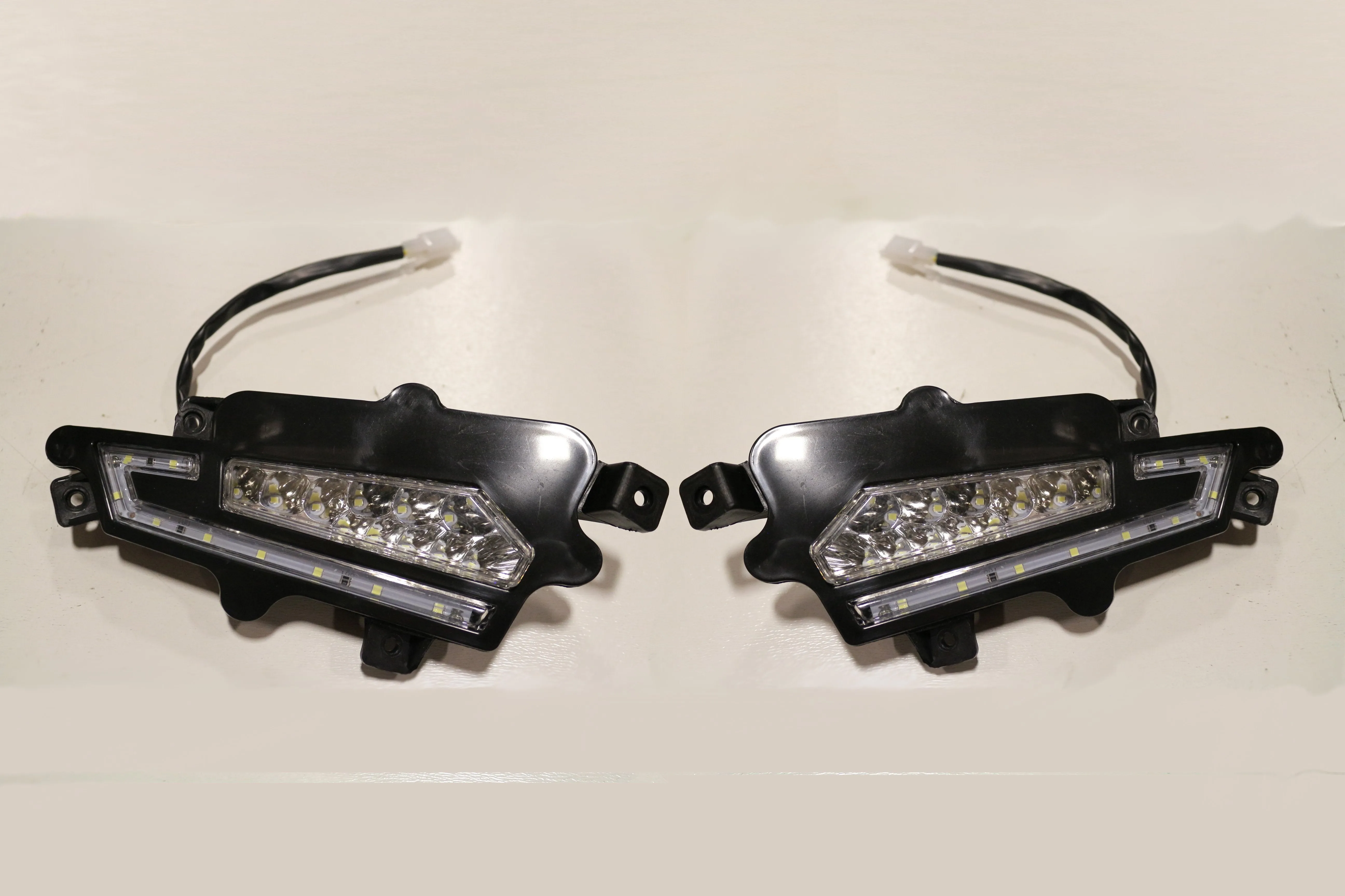 Blazer 110H Headlight Assembly