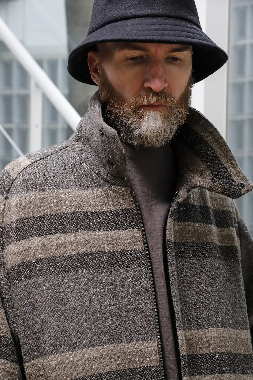 Hight neck coat striped wool