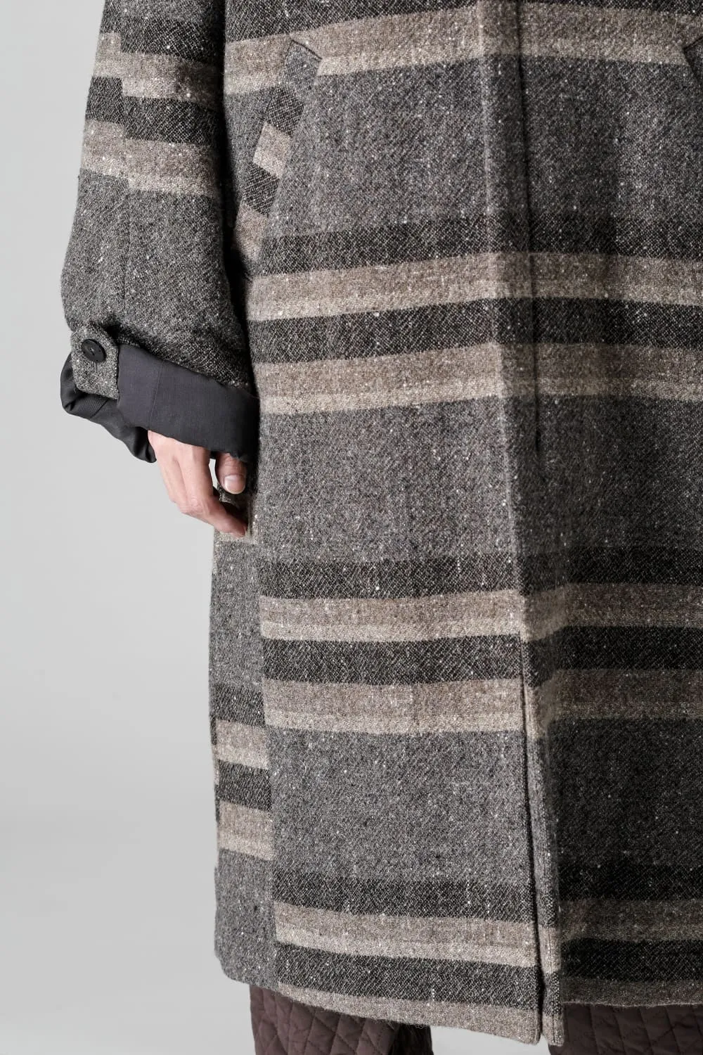 Hight neck coat striped wool