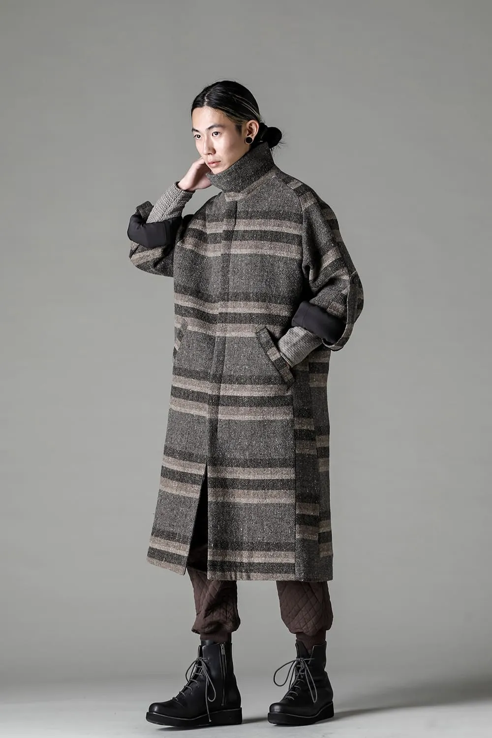 Hight neck coat striped wool