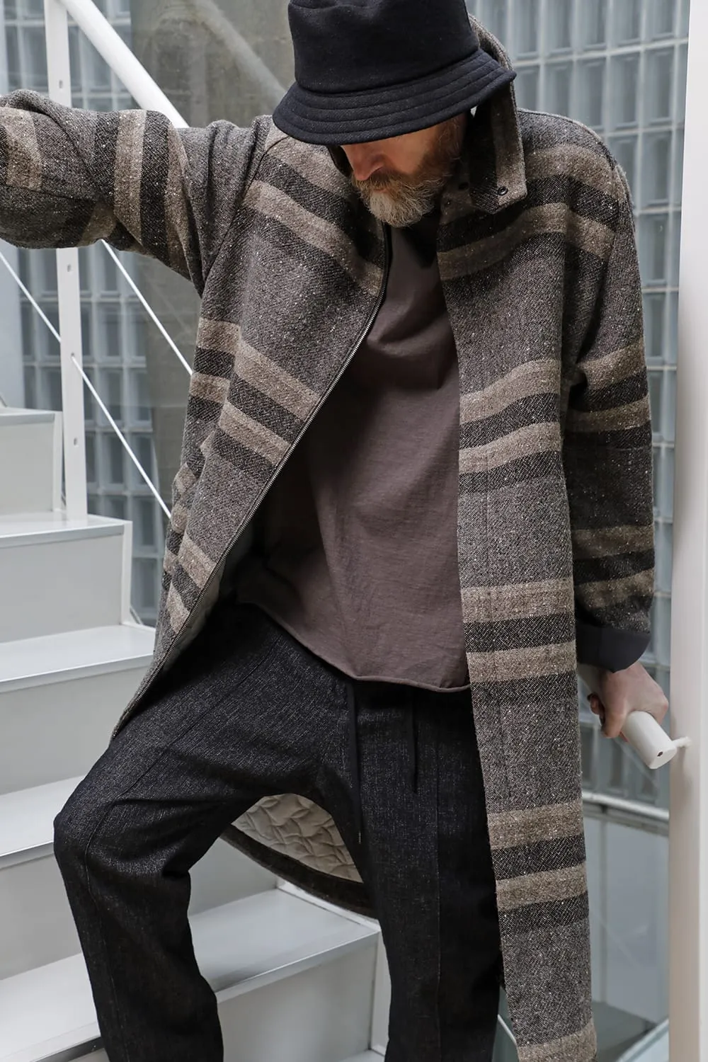 Hight neck coat striped wool