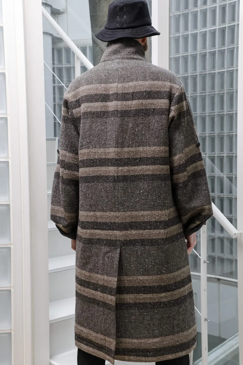 Hight neck coat striped wool