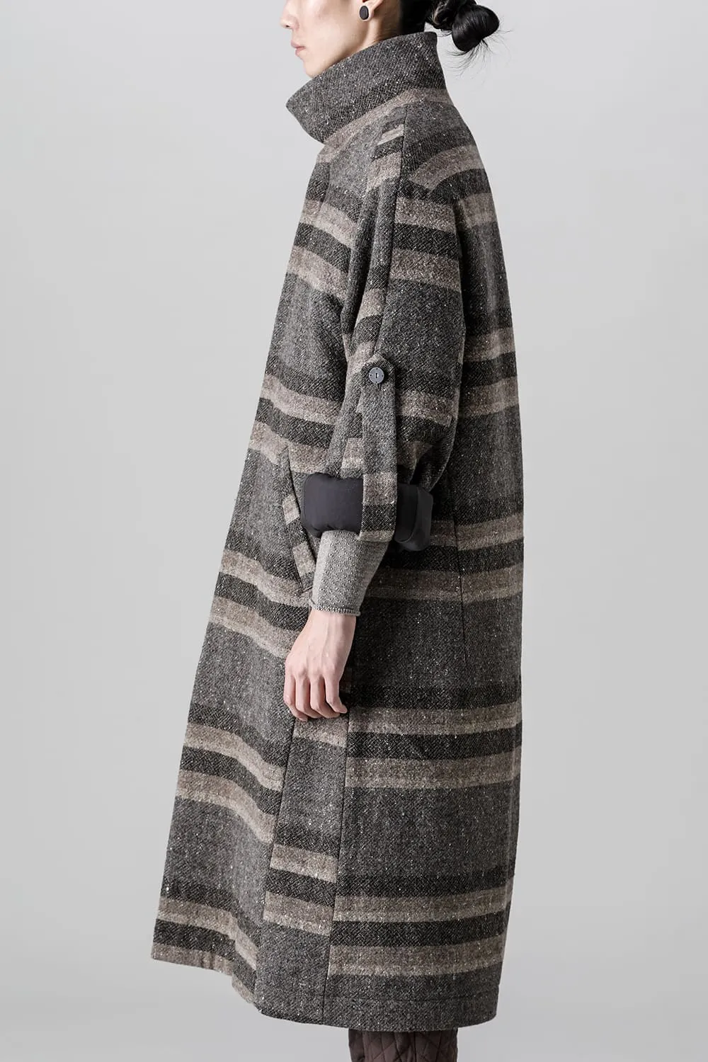 Hight neck coat striped wool