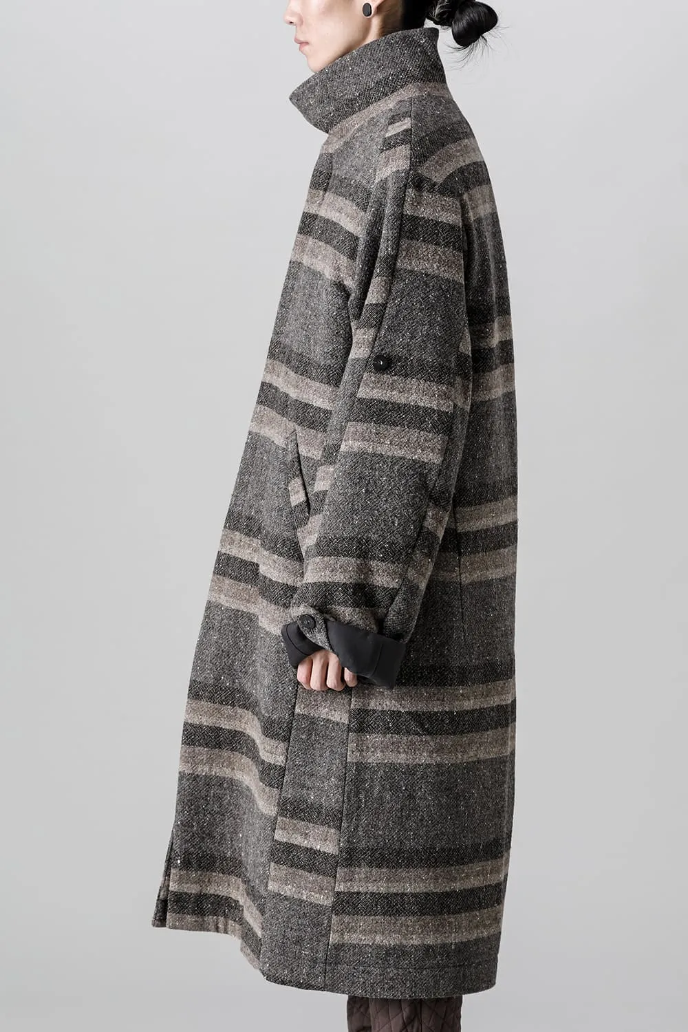 Hight neck coat striped wool