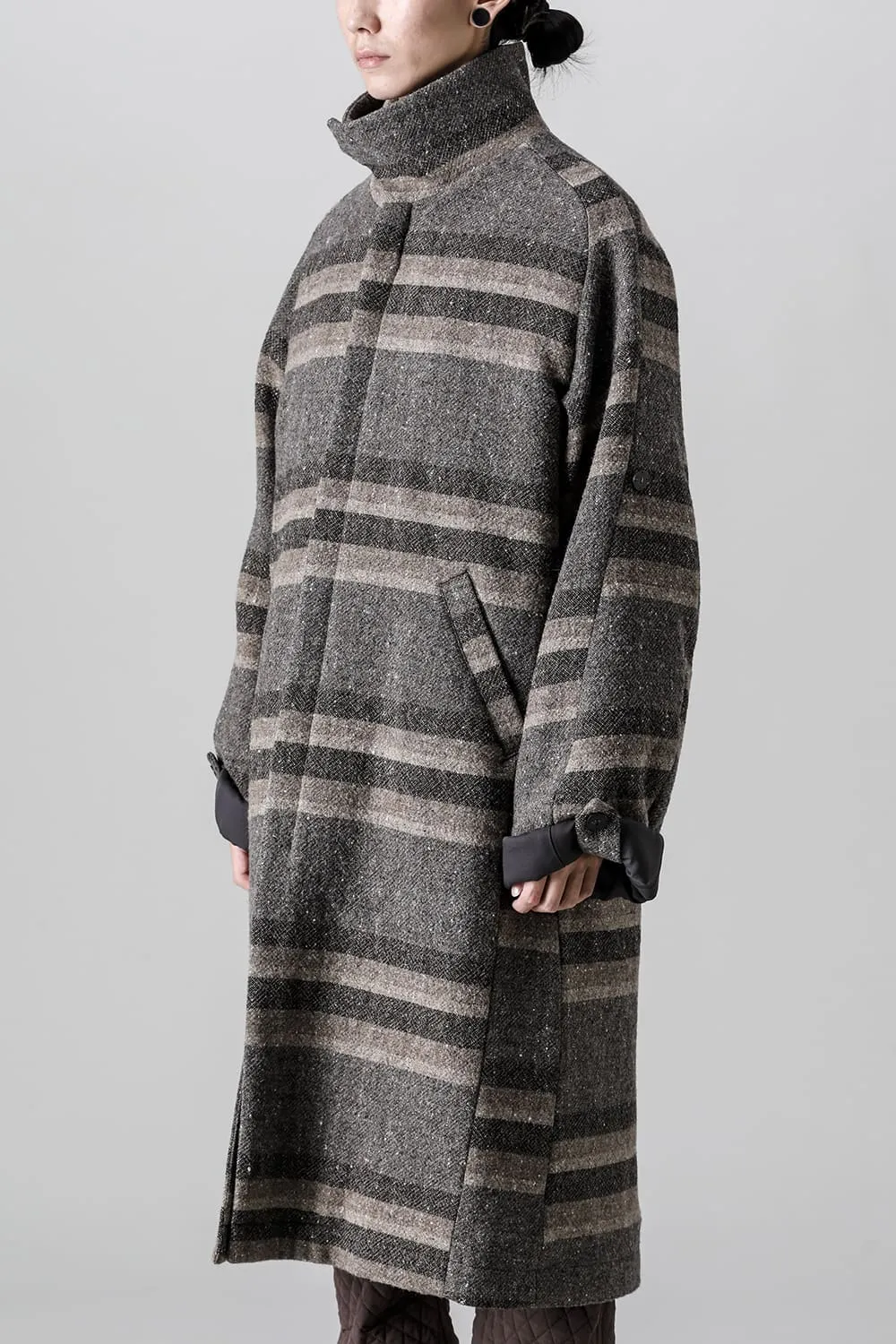 Hight neck coat striped wool