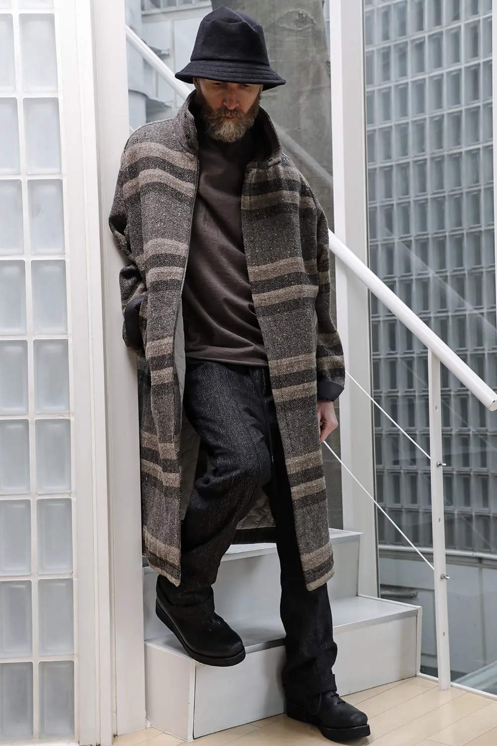 Hight neck coat striped wool