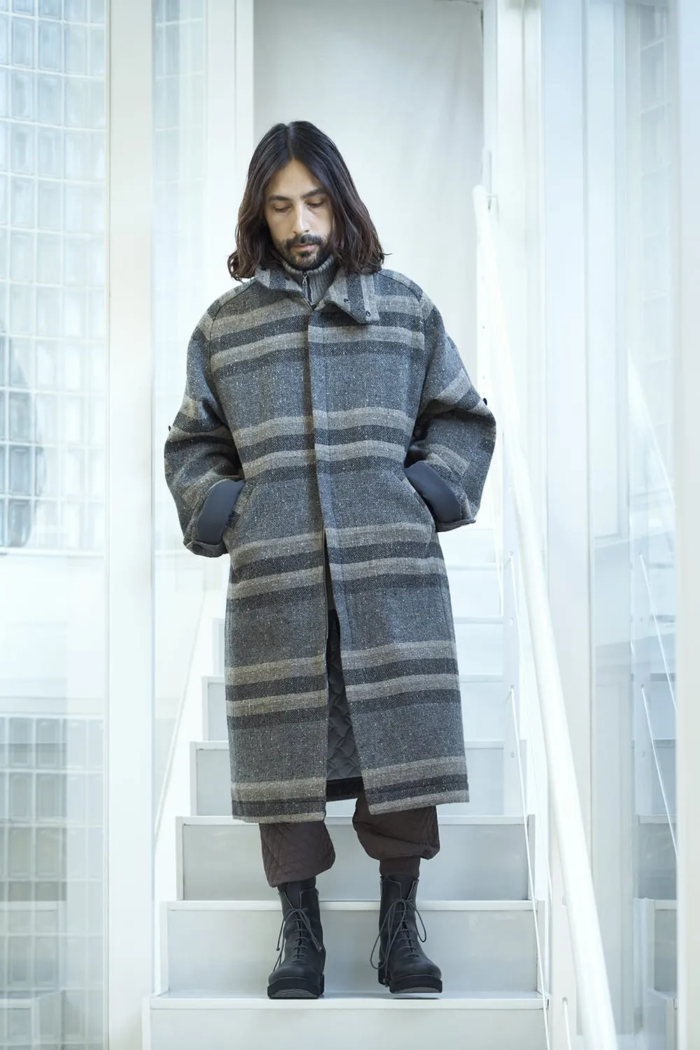 Hight neck coat striped wool