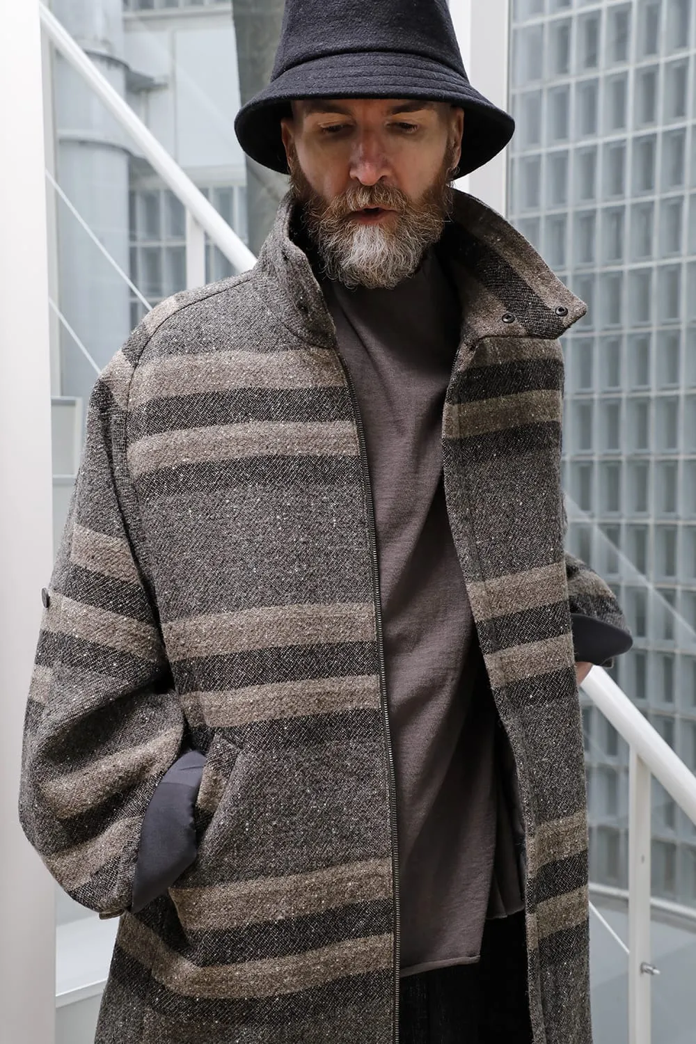 Hight neck coat striped wool