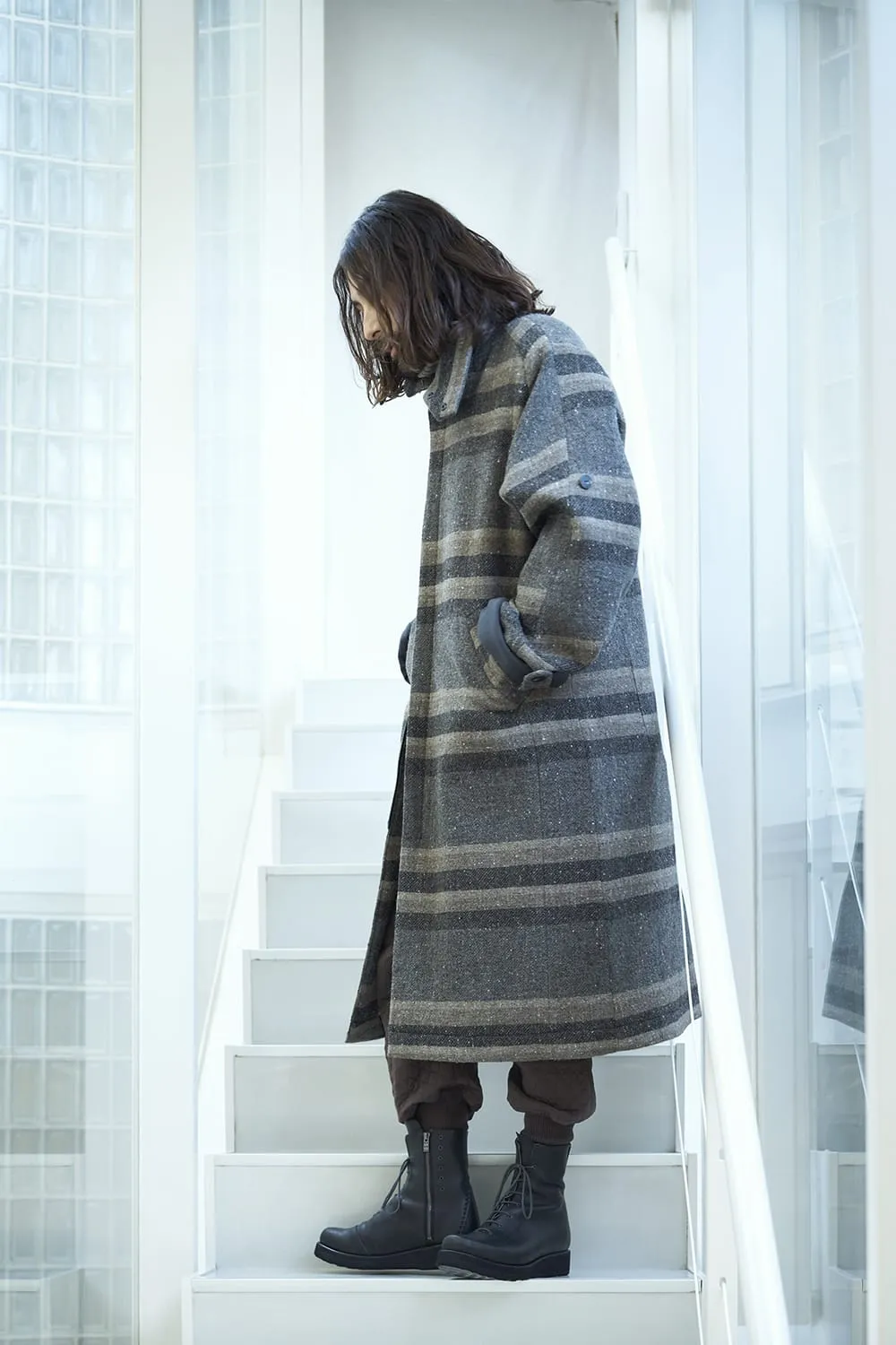 Hight neck coat striped wool