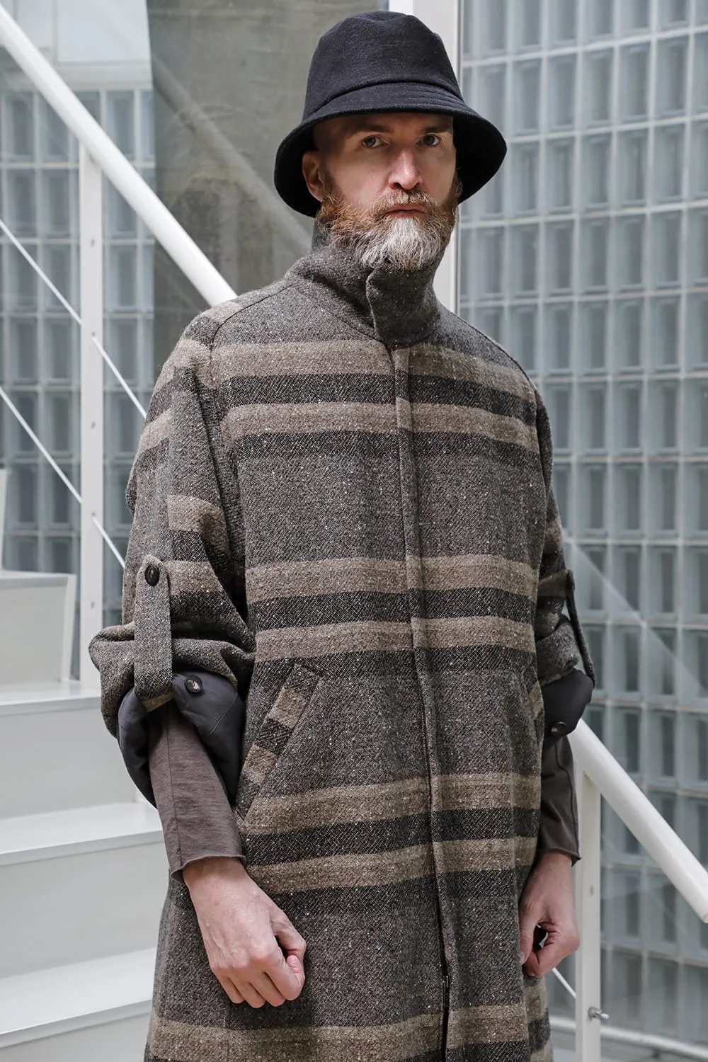 Hight neck coat striped wool