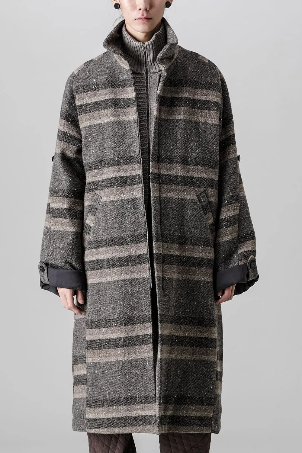 Hight neck coat striped wool