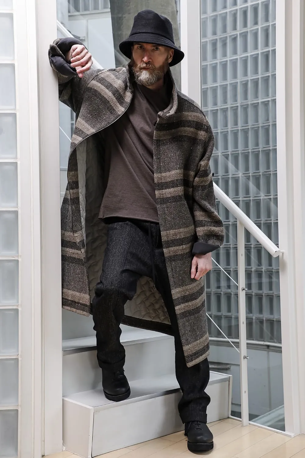 Hight neck coat striped wool