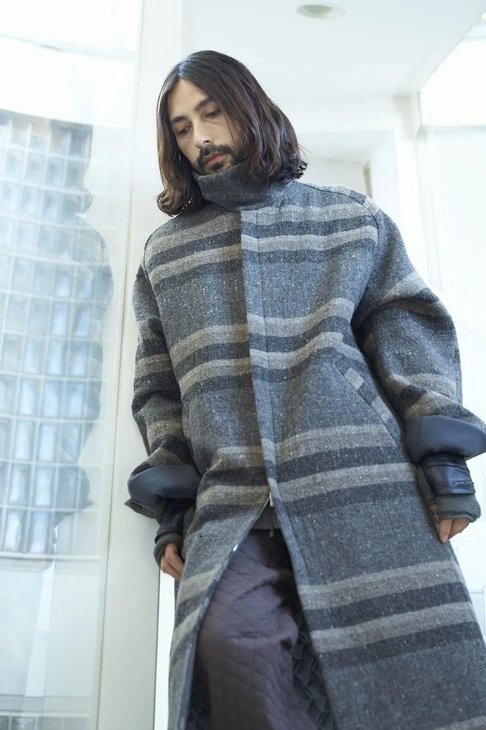 Hight neck coat striped wool