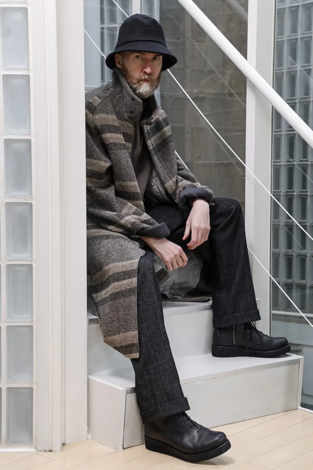 Hight neck coat striped wool