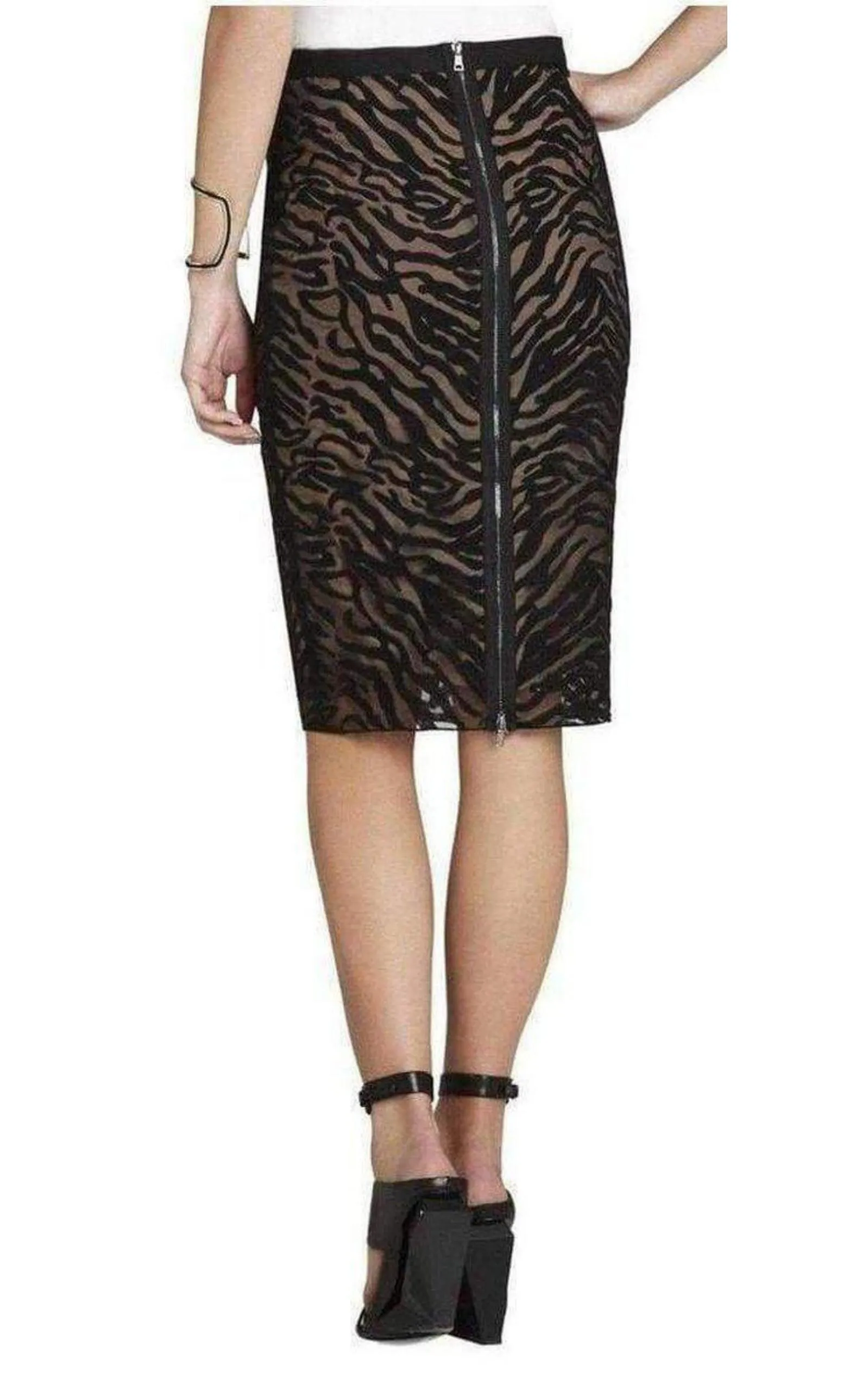 Irisa Embroidered Pencil Skirt