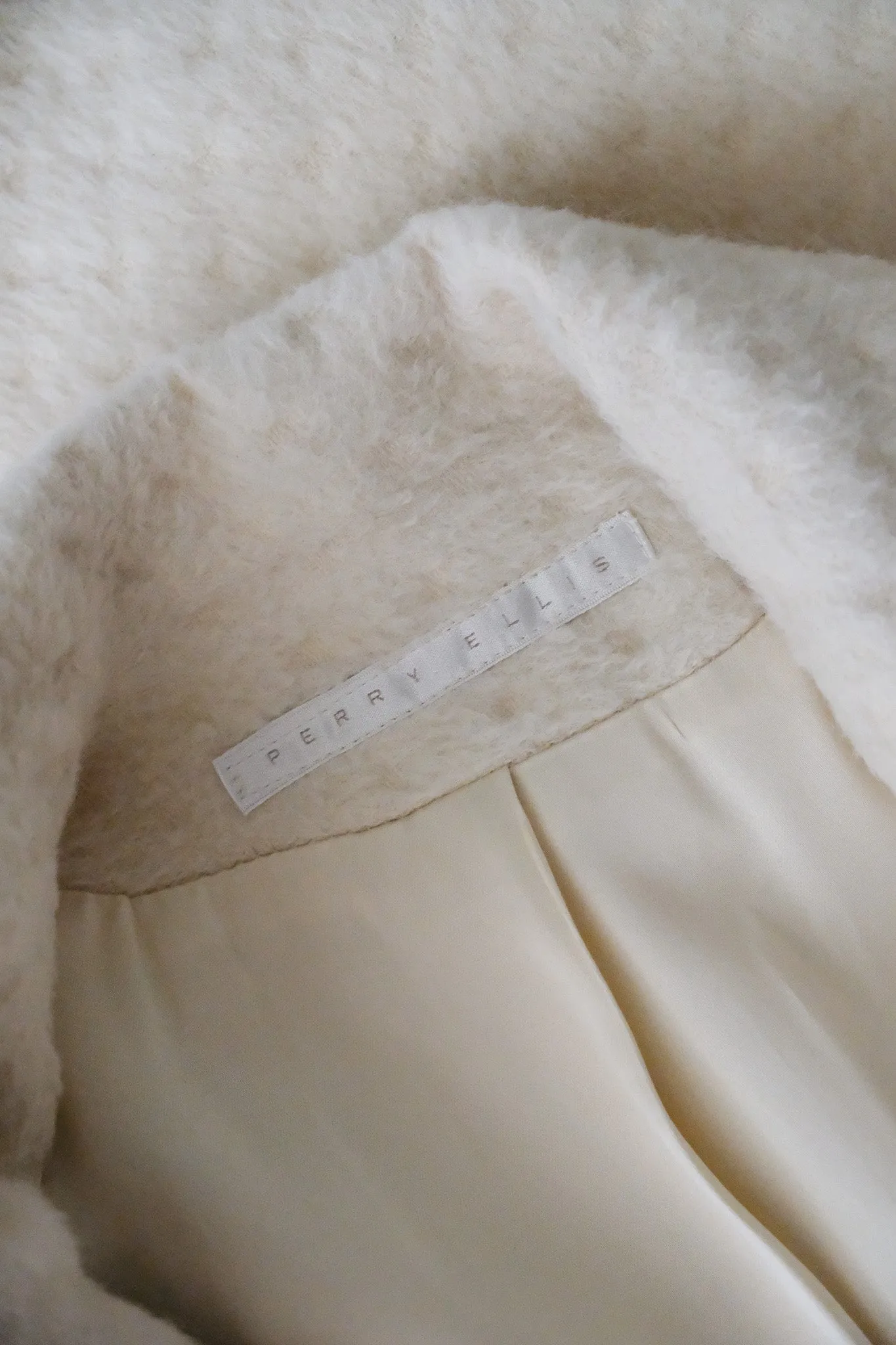 Luxurious 1980's Perry Ellis Vanilla Wool Long Line Coat / Sz M